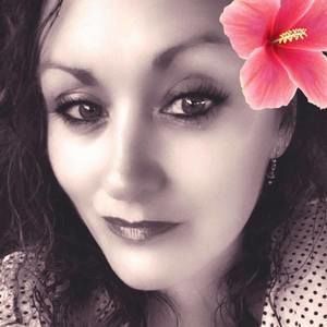 Meet your Posher, Jenn